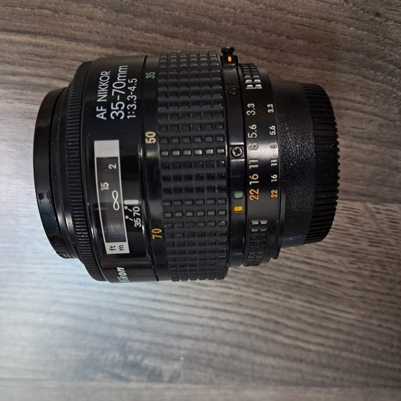 Nikon AF Nikkor 35-70mm f3.3-4.5 Camera Lens - Picture 1 of 6